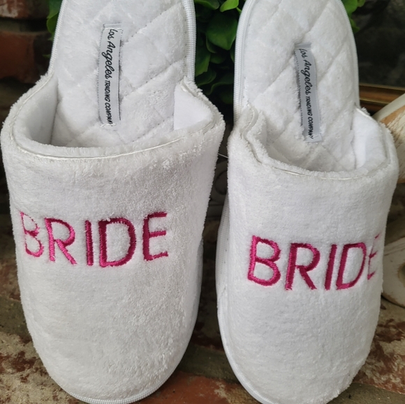 Woman's plush cozy slippers "BRIDE" - Picture 1 of 2